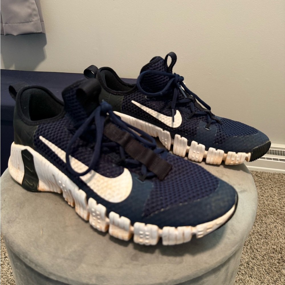 Men’s Navy Nike Sneakers